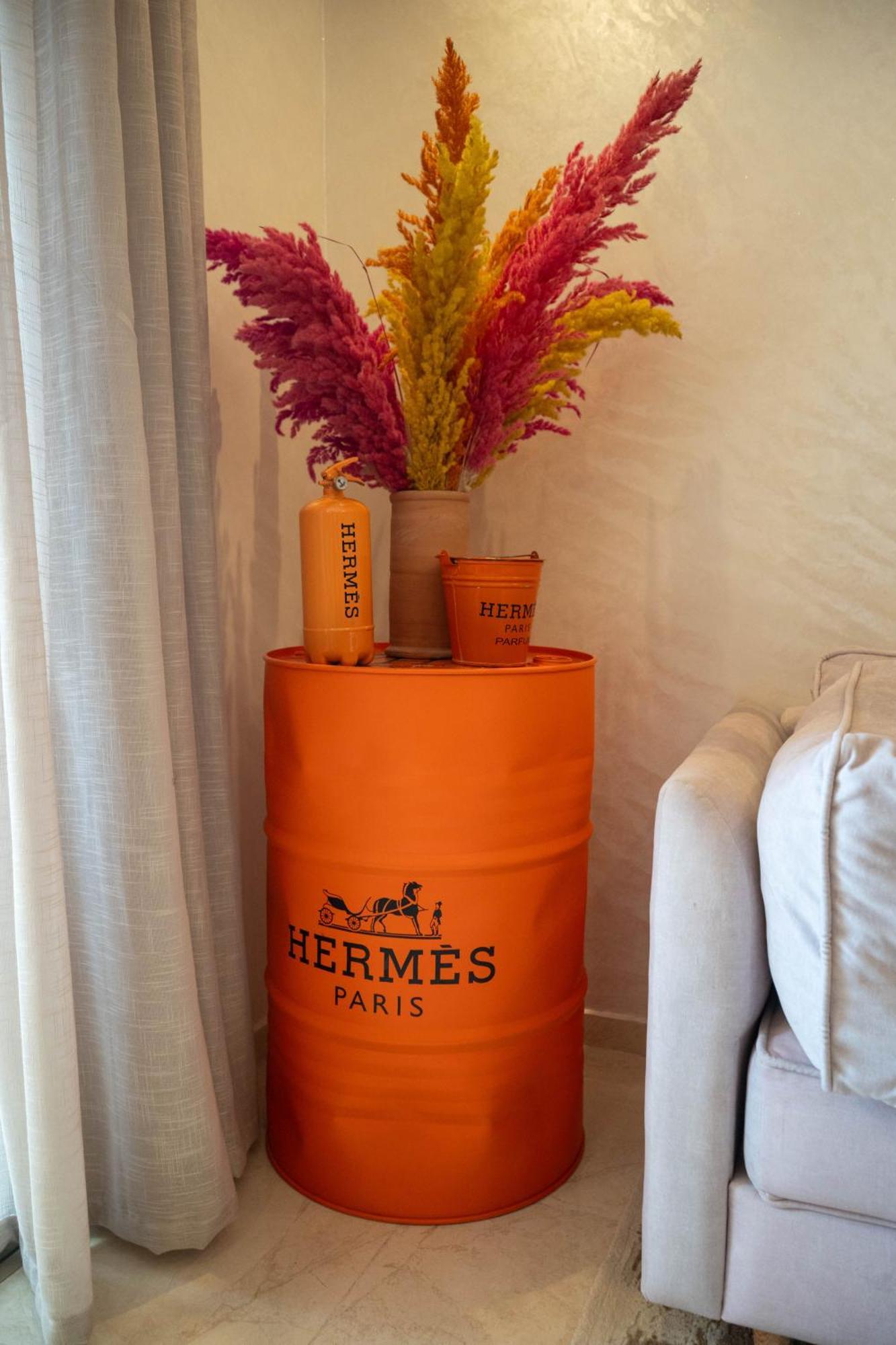 Magnifique Appartement Moderne De 2 Chambres Avec Piscine A 10 Min Du Centre De Marrakech マラケシュ エクステリア 写真