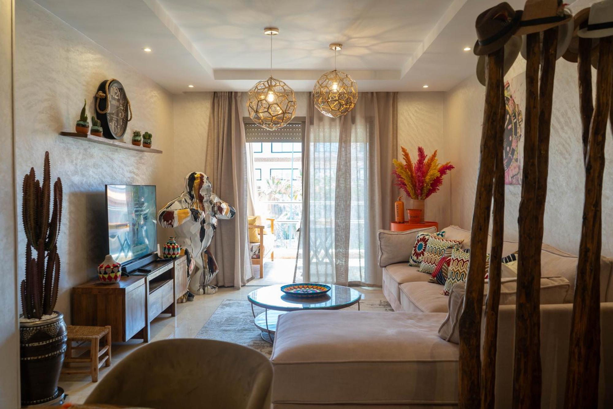 Magnifique Appartement Moderne De 2 Chambres Avec Piscine A 10 Min Du Centre De Marrakech マラケシュ エクステリア 写真